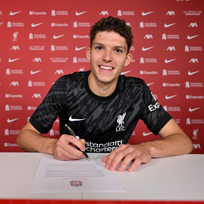 PPTV怎么不直播西甲,2025年直播权变动及替代平台推荐 PPTV怎么不直播西甲,2025年直播权变动及替代平台推荐