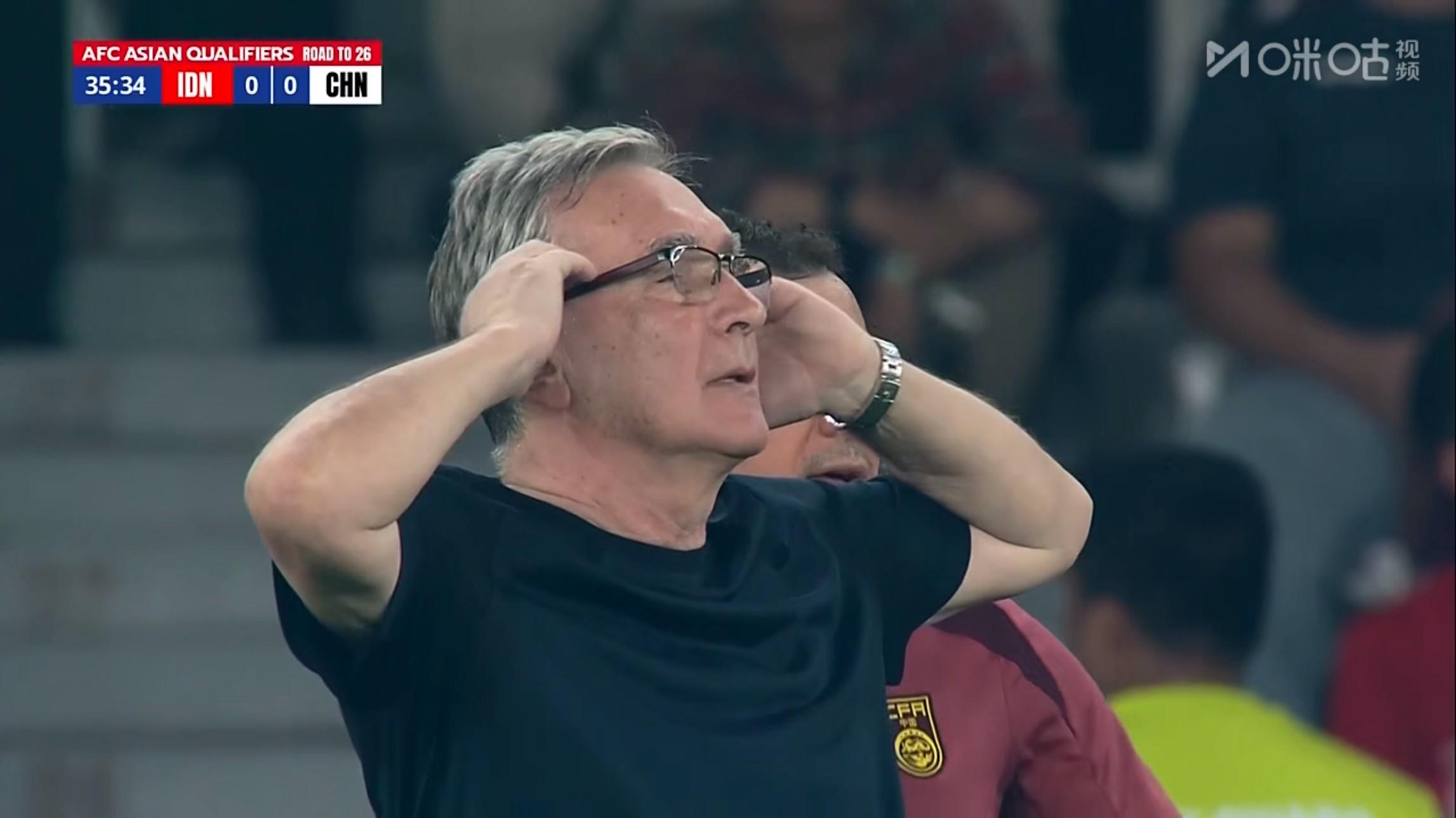 火箭队目前阵容中表现最突出的球员是谁