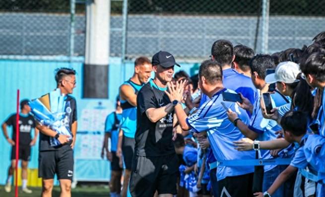 必一体育官方网站-英超中下游球队实力分析及中场球员表现评价